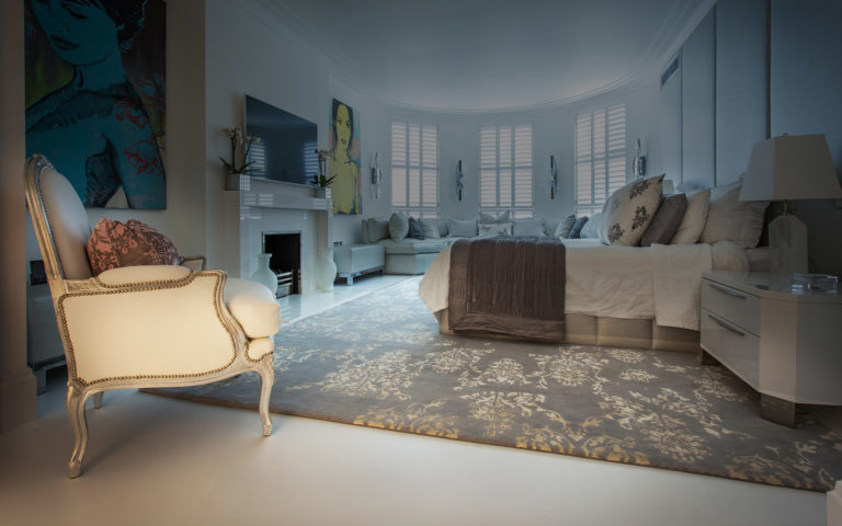 Stylish contemporary living room with hand-knotted Momo rug