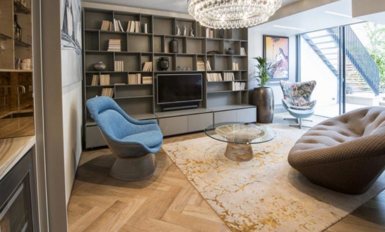 Luxury hand-knotted Levantine Gold rug in living room