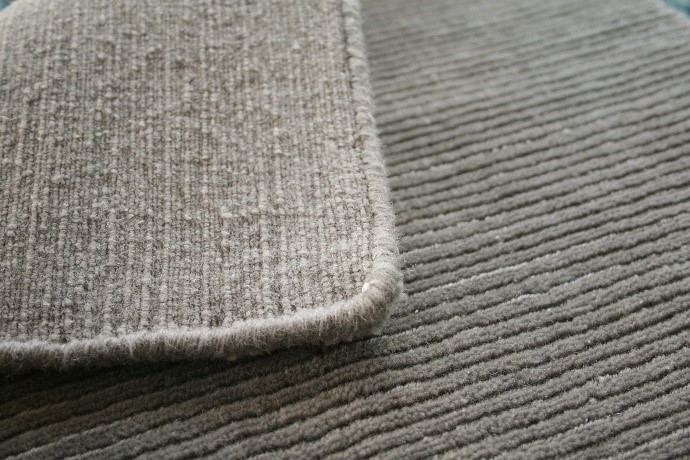 Hand loomed rug quality