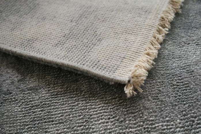 Machine made rug quality
