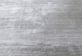 Machine made Viscose rug