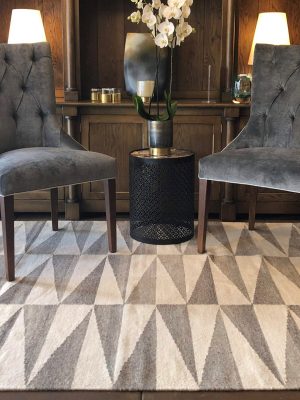 grey and cream kelim in room