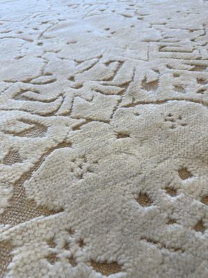Floral lace rug
